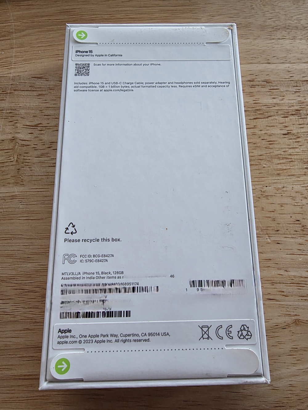 Apple iPhone 15 Box - White Backing